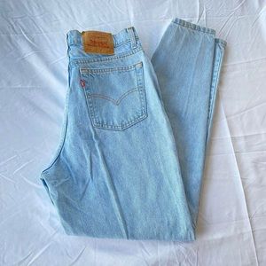 vintage 512 levi’s (red tag)